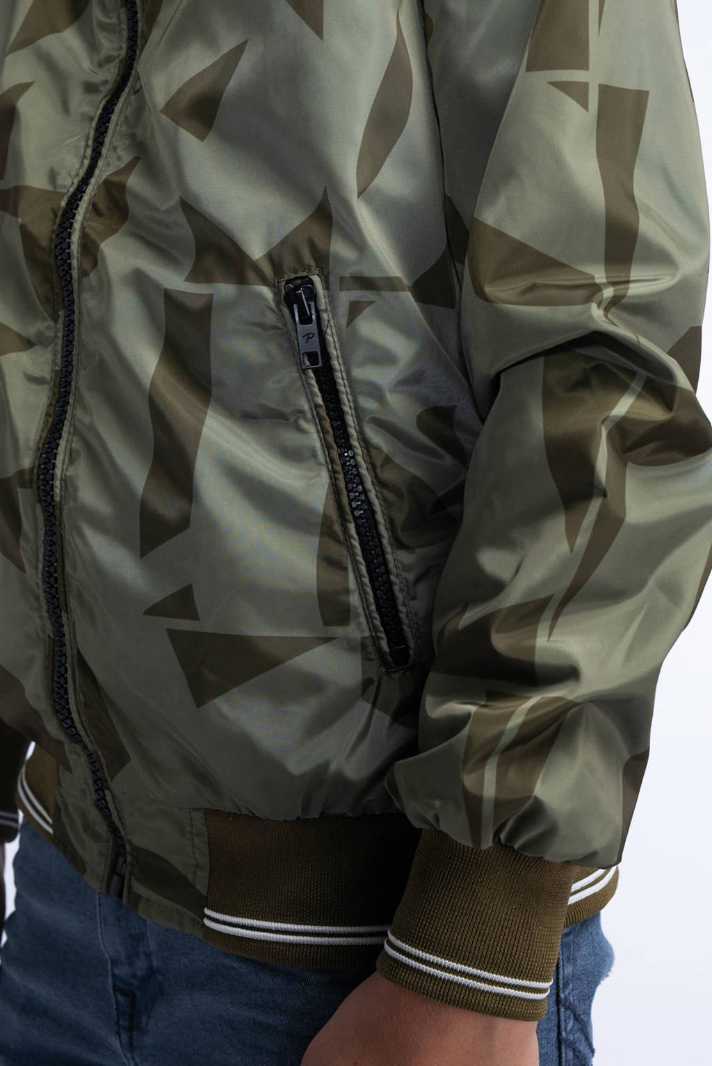 Petrol Industries zomerjas met camouflageprint groen