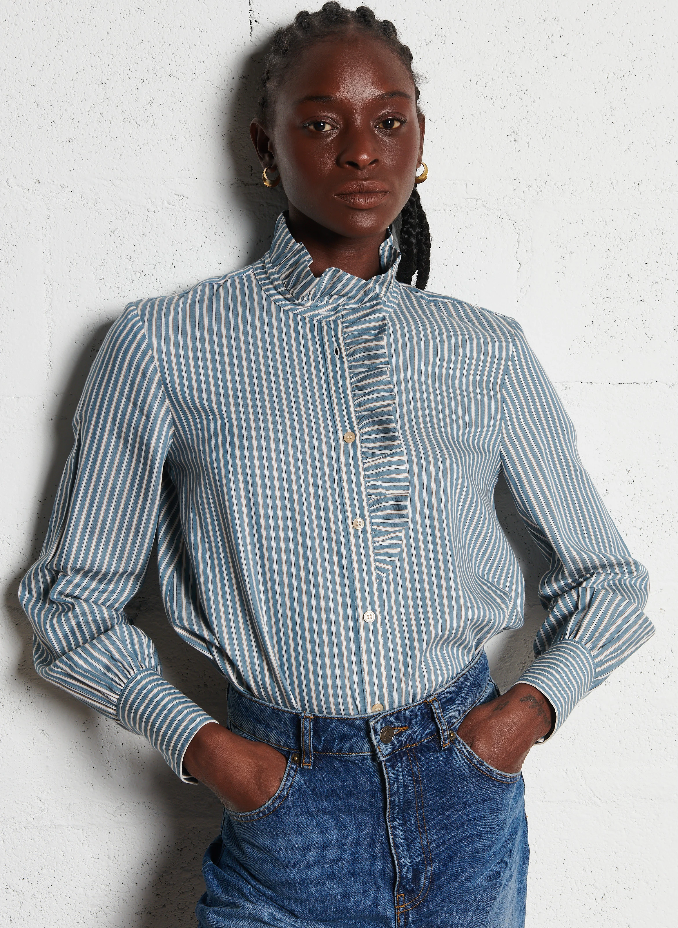 HEKA - Chemise ample à col montant volanté | Bleu
