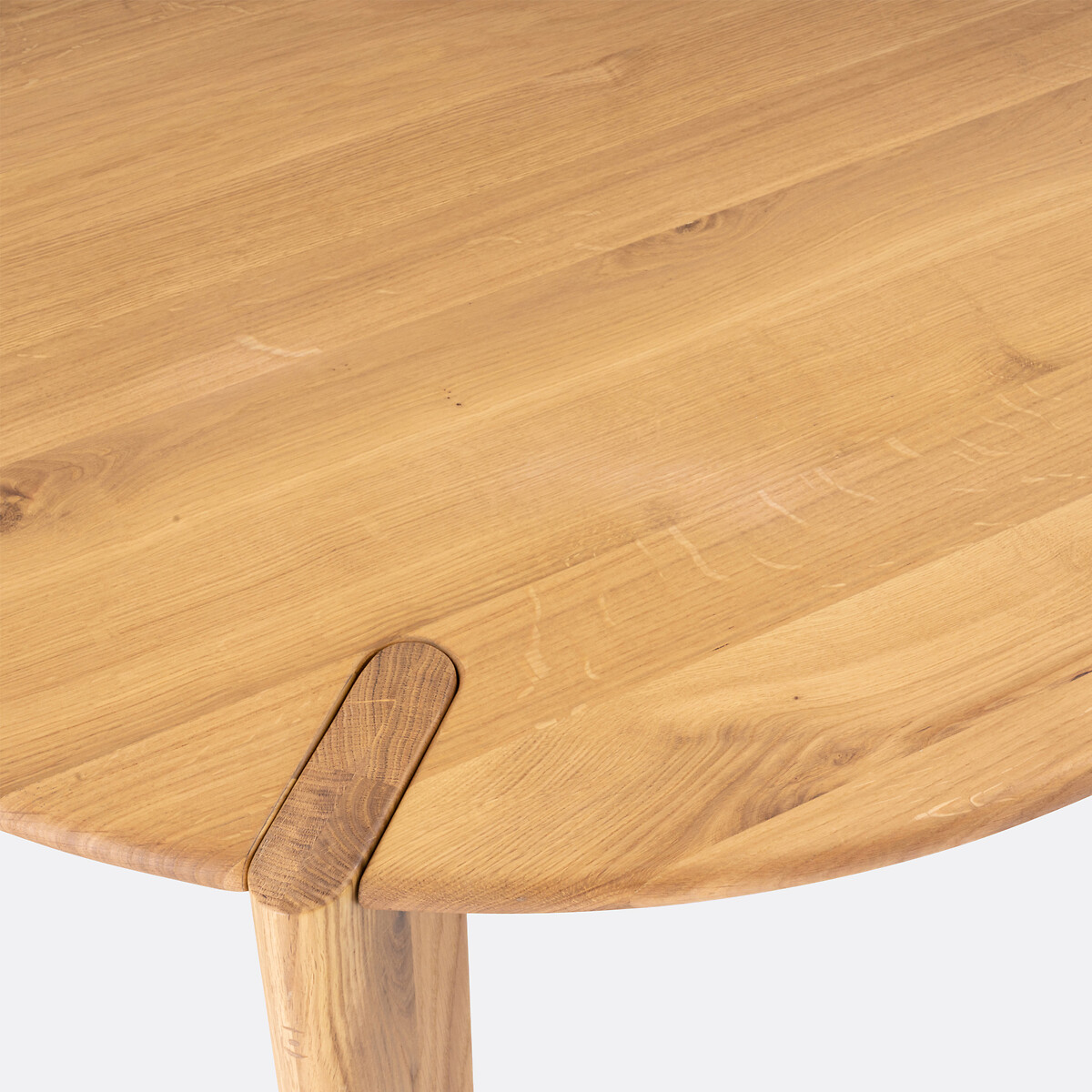LA REDOUTE INTERIEURS<br>Mesa em carvalho maciço, 6/8 pessoas, Elmo