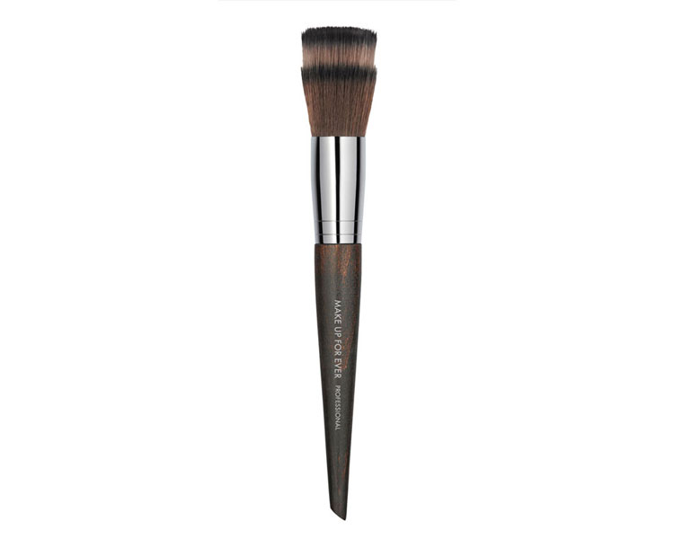 MAKE UP FOR EVER - 122 Blending Powder Brush