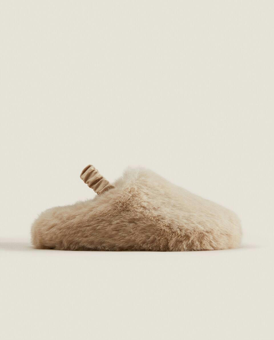 Chinelo Mule de Pele Sintética