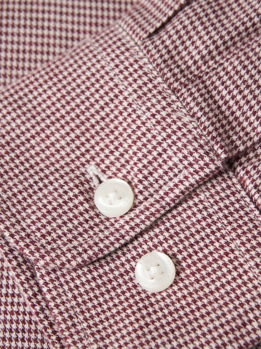 Camisa slim fit micropadrão