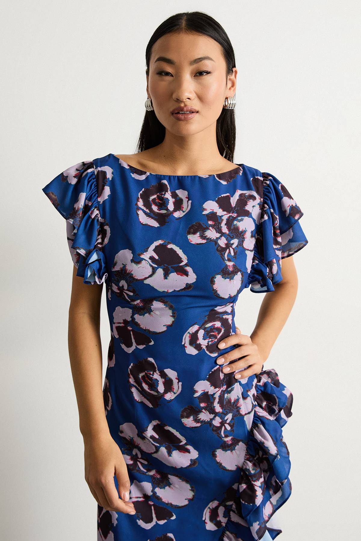 Warehouse Robe Longue Petite à Imprimé avec Fente Latérale et Détails Volantés