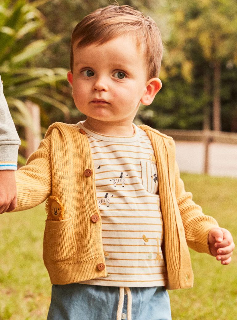 Gilet à capuche jaune