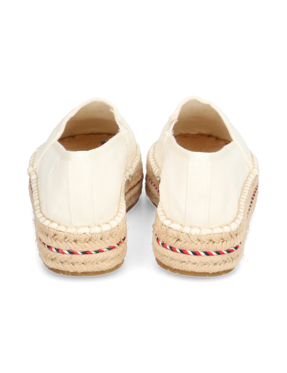 TH EMBROIDERED FLATFORM