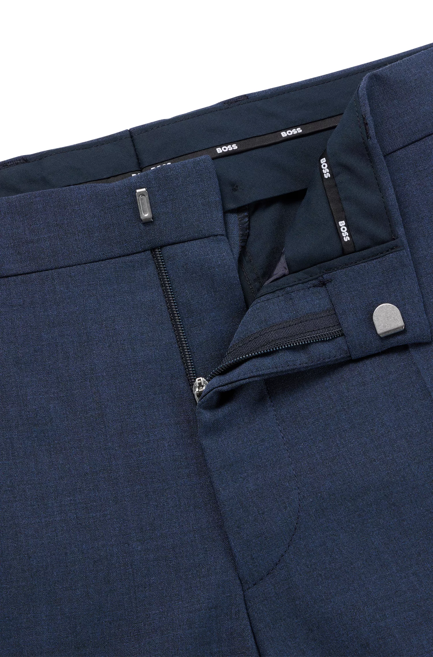 Calça BOSS preta de corte regular em tecido elástico mesclado