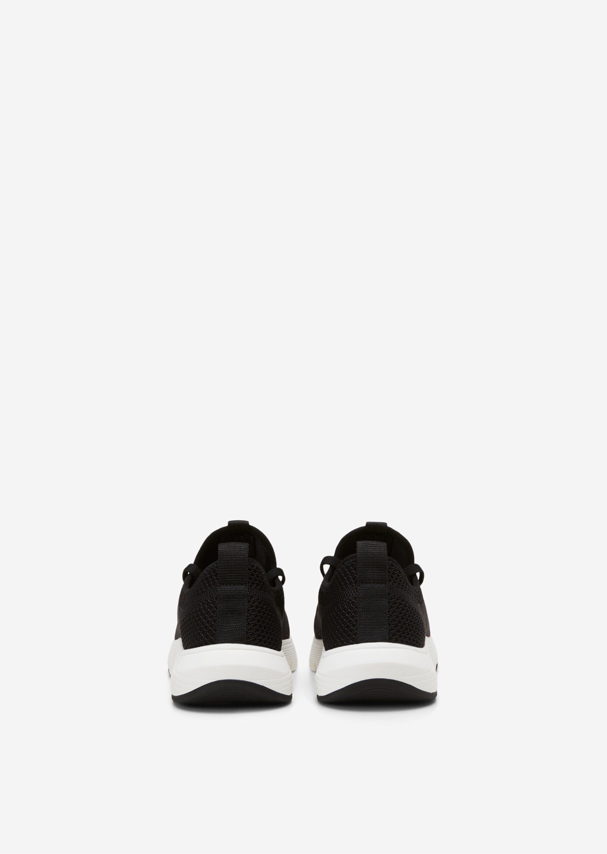 Sneaker aus elastischem Jacquard-Knit