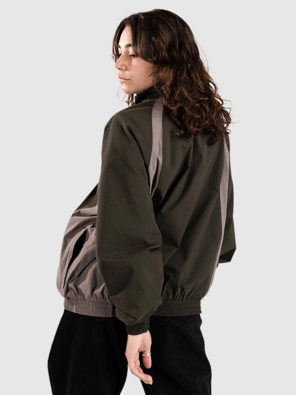 Nike SB Dri-FIT Full-Zip Woven Skate Jacket sequoia/cave stone/white