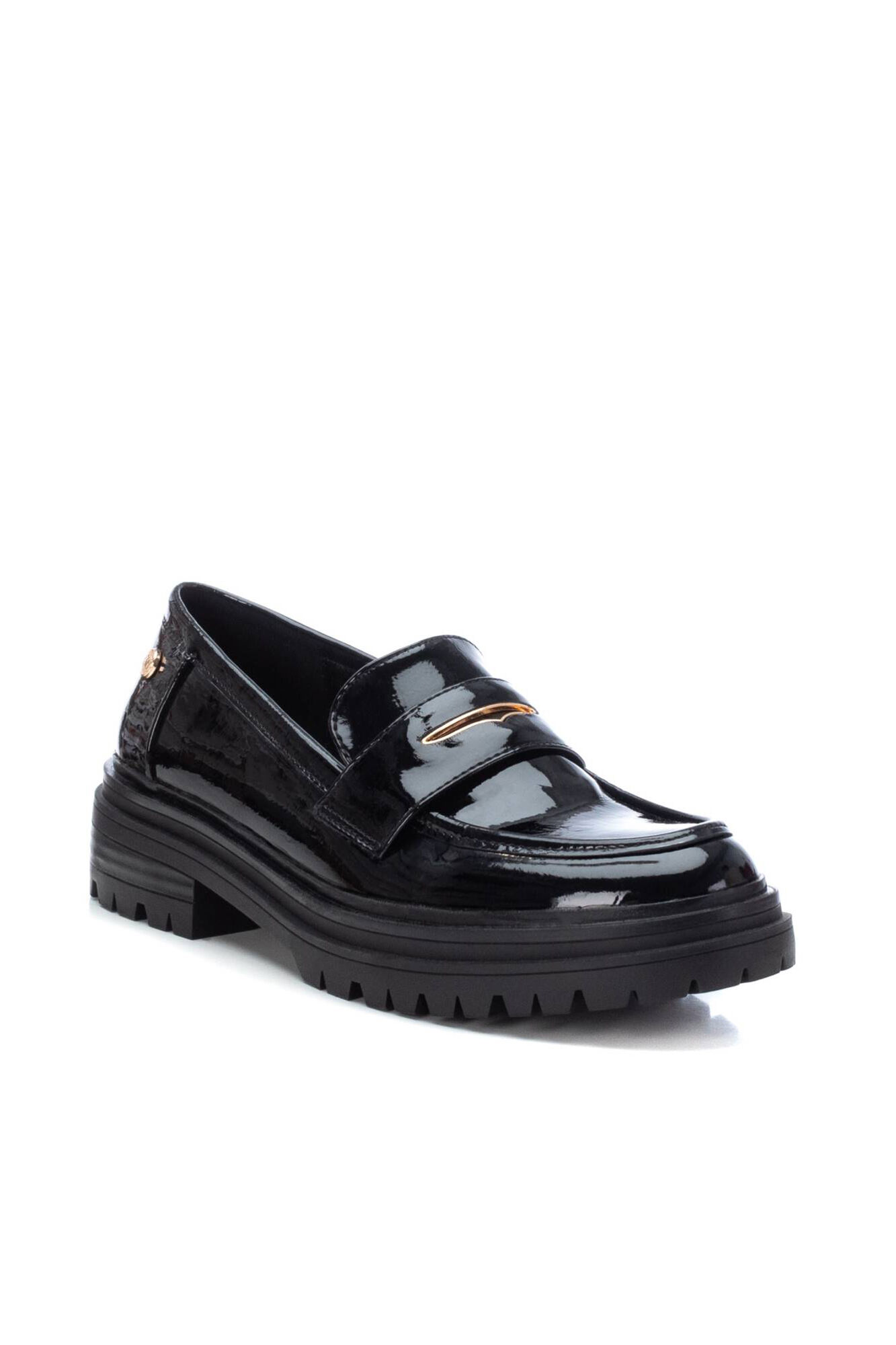 Mocassins femininos de verniz preto