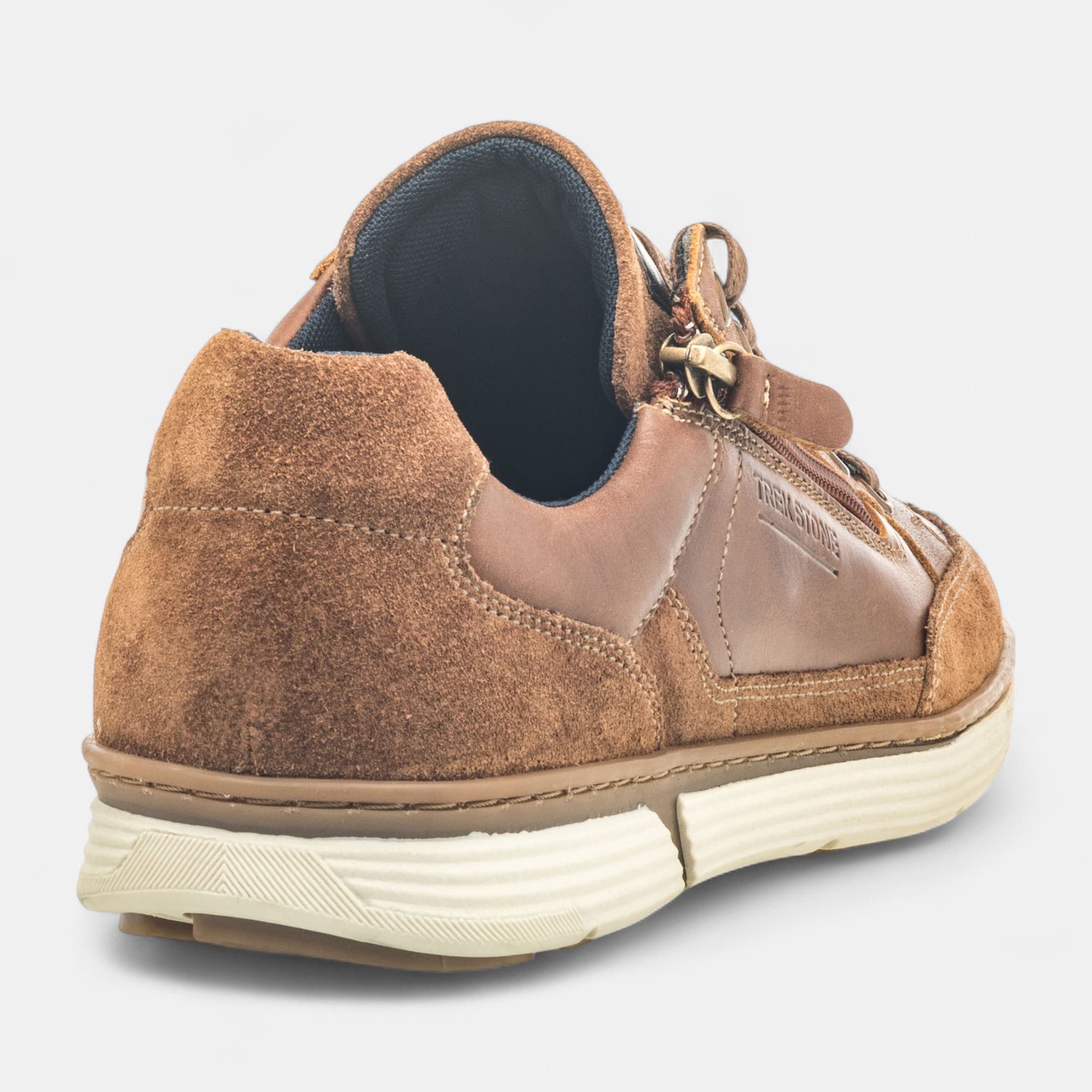 Baskets basses Homme en cuir cognac