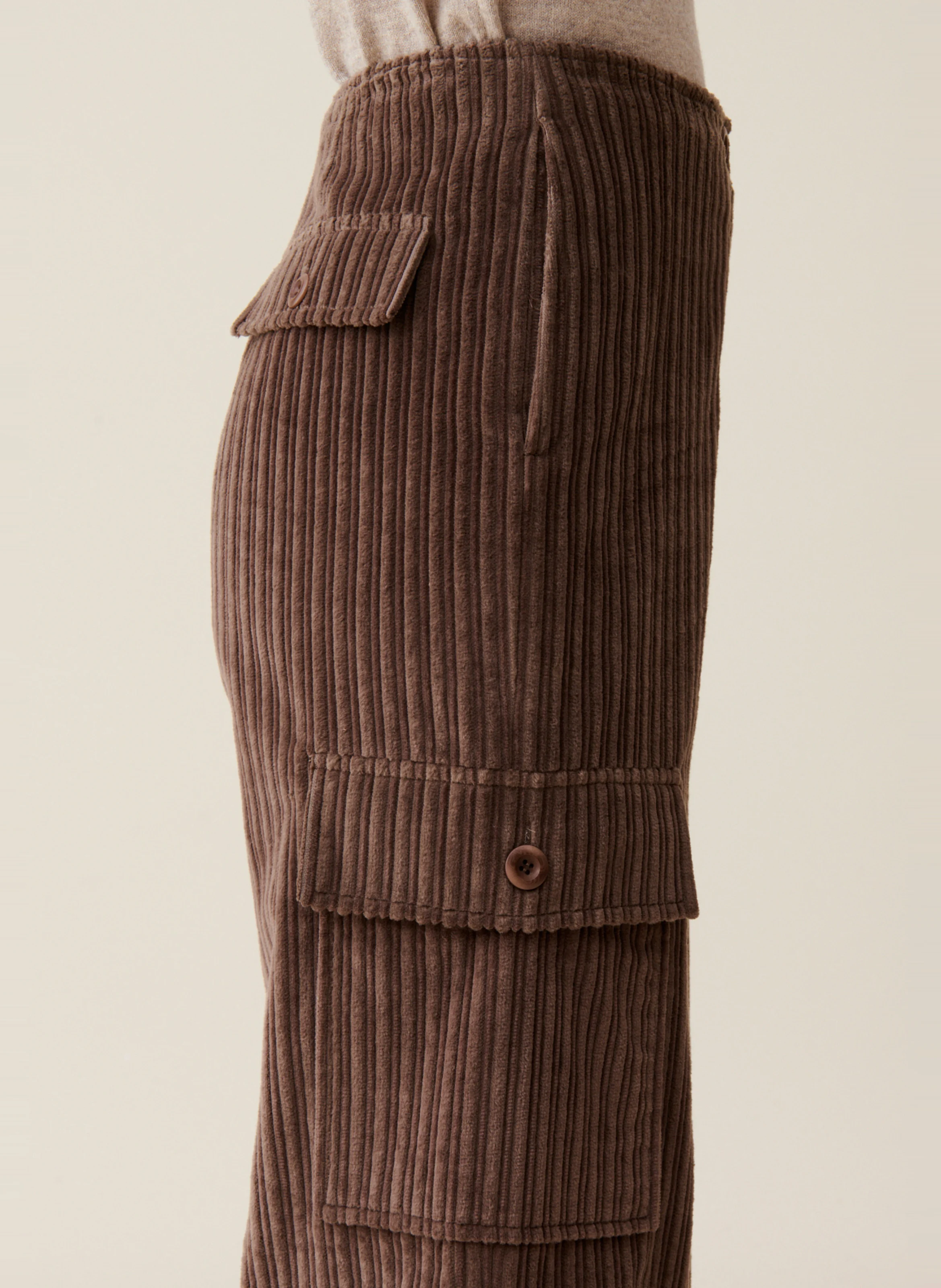 Pantalon cargo large en velours côtelé | Marron