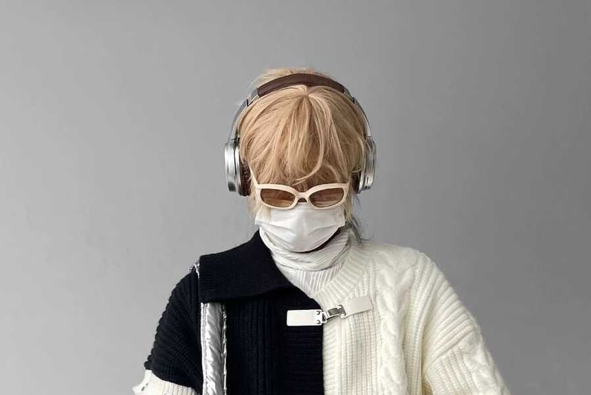 Real Boy - Tweekleurige asymmetrische gespcardigan