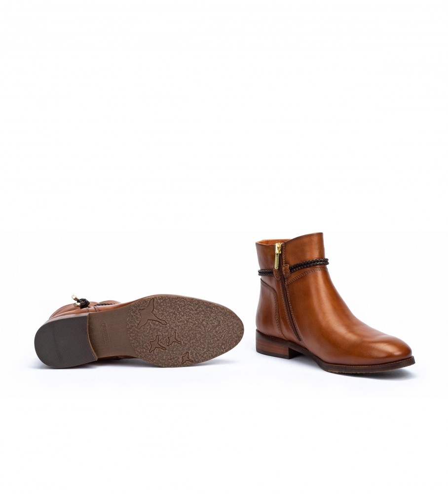 Botas de cano curto Pikolinos Royal W4D-8908 em couro cor conhaque