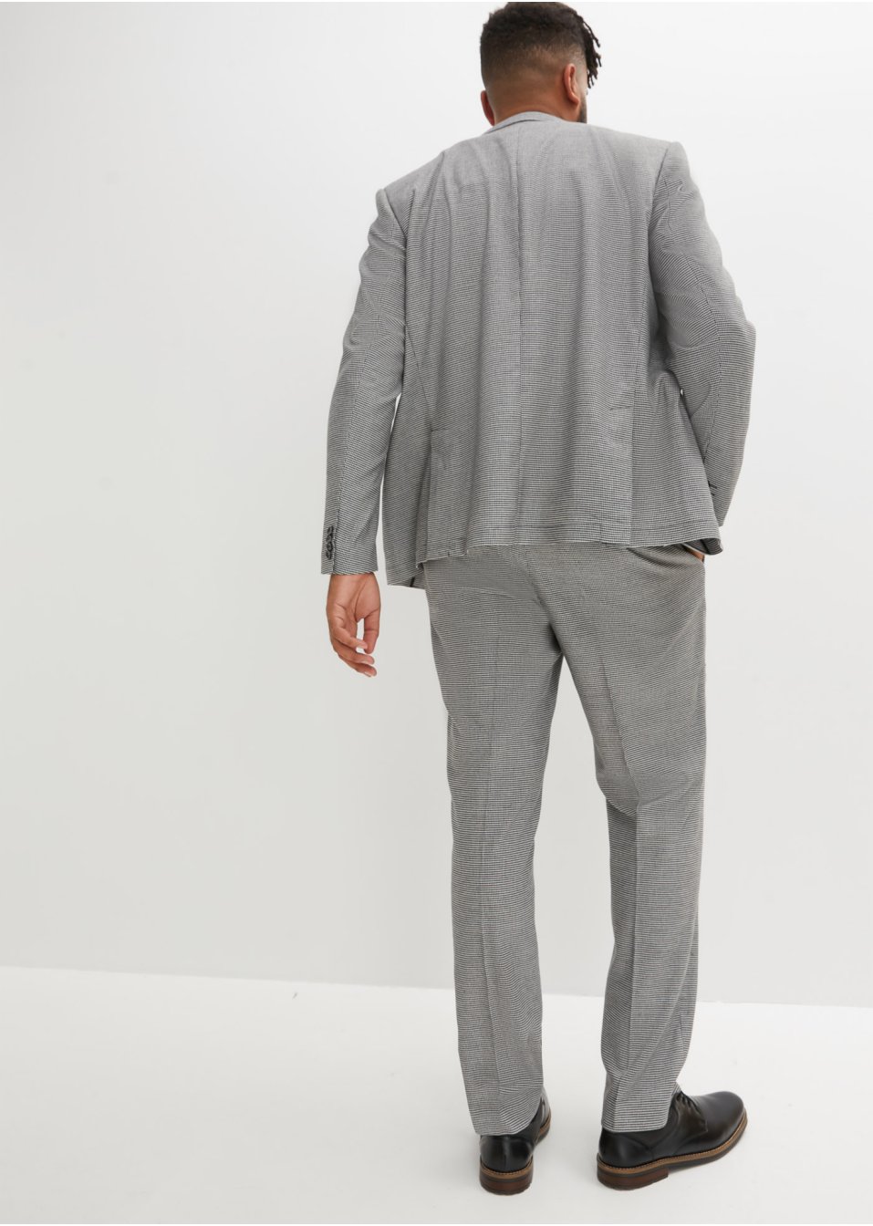 Costume 2 pièces : veste de costume et pantalon