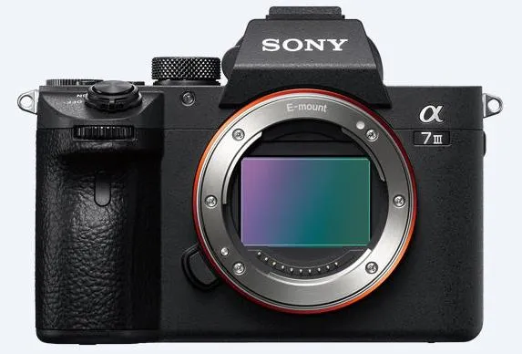 Sony a7 III ILCE-7M3K - Digitalkamera - spejlløst - 24.2 MP - Full Frame - 4K / 30 fps FE 28-70 mm OSS objektiv - Wi-Fi, NFC, Bluetooth - sort