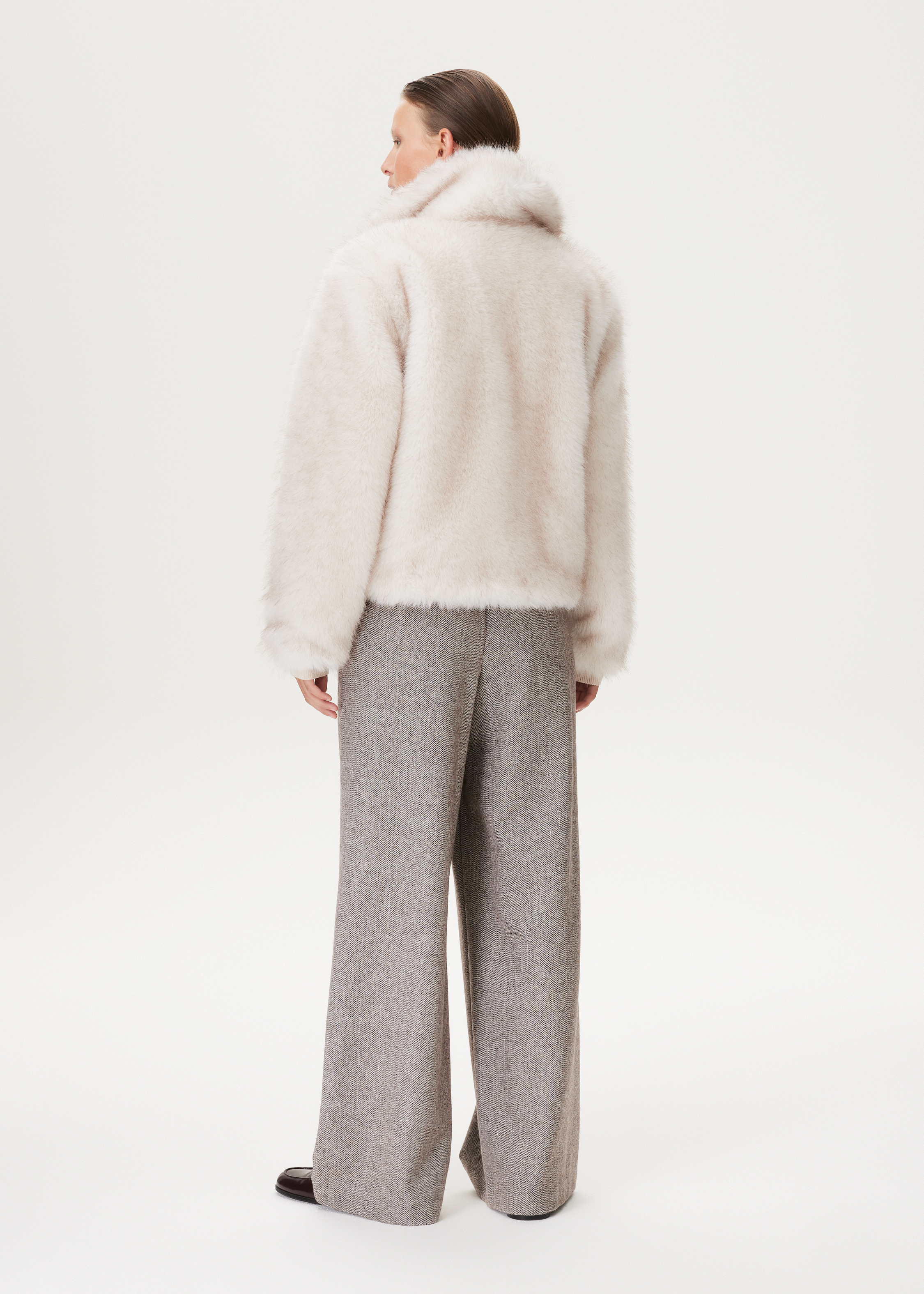 Korte faux fur jas