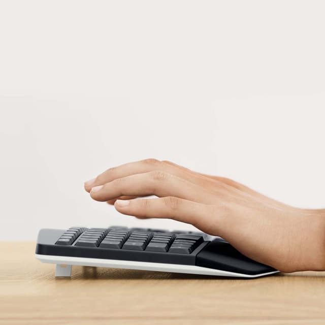Logitech MK850 Performance trådløs tastatur og mus