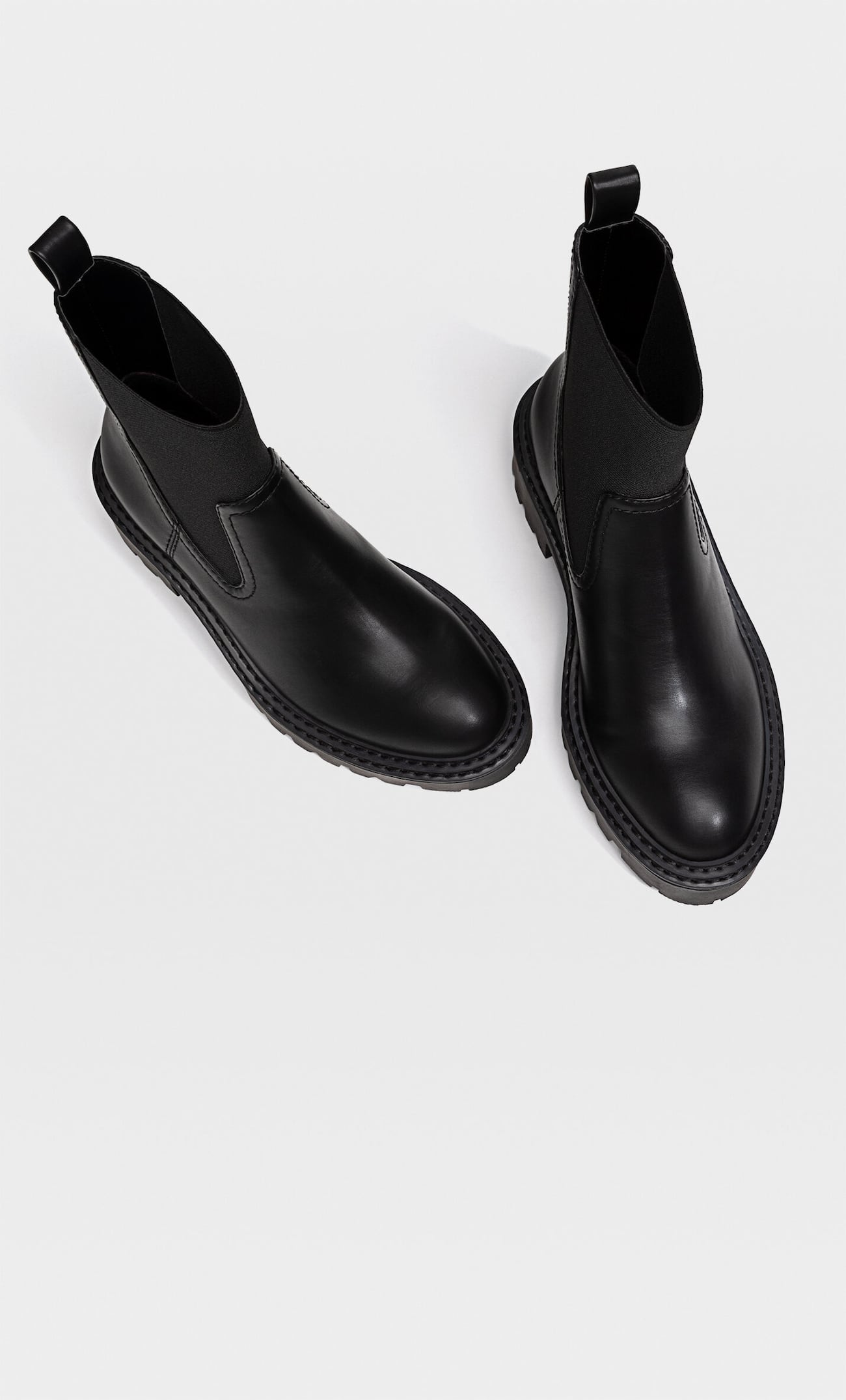 Botas Chelsea sem salto