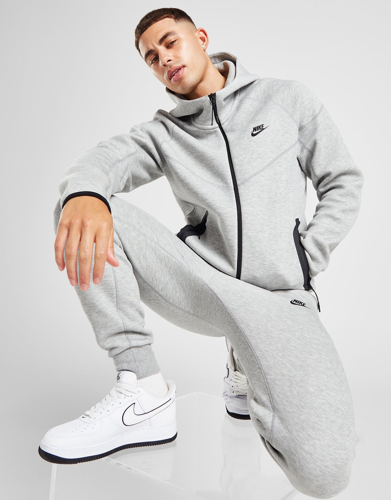 Nike Sweat à capuche et zip pour homme Sportswear Tech Fleece Windrunner