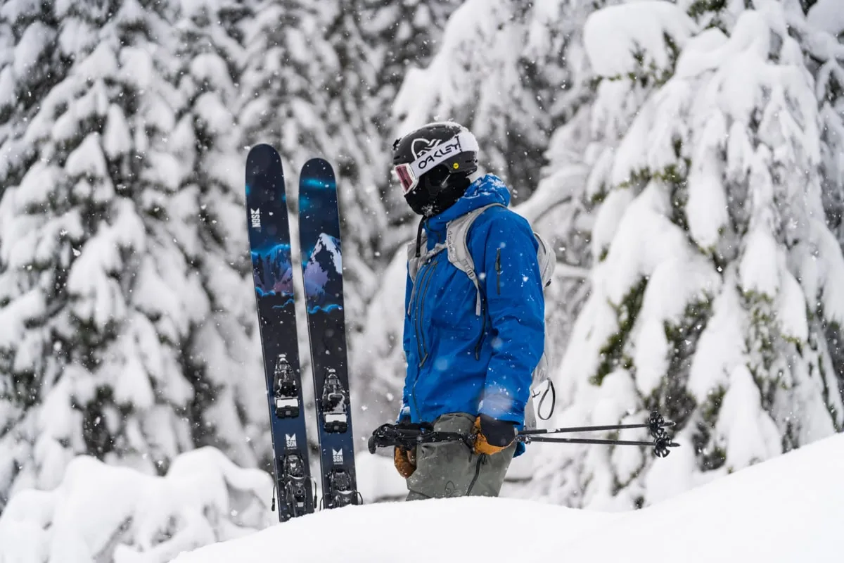SGN Skis Rakkar Storm Blue Artwork