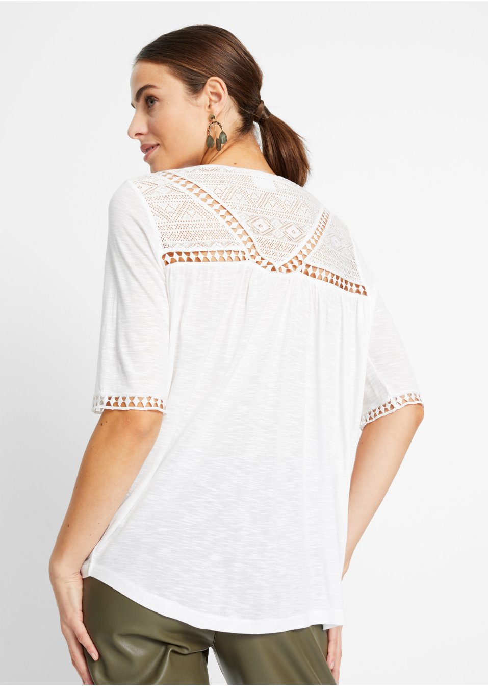 T-shirt à empiècement dentelle
