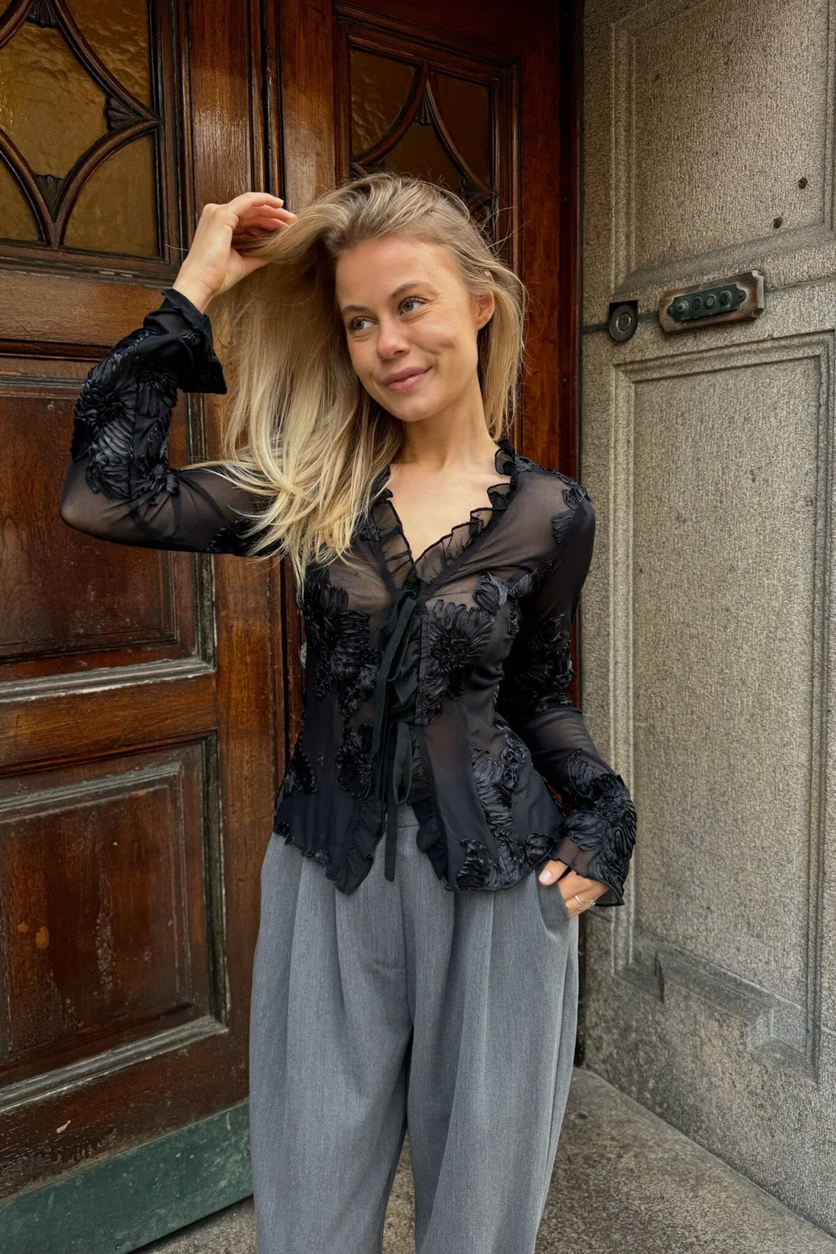 BYIC Marlyic Mesh Top A23779 bf black flower