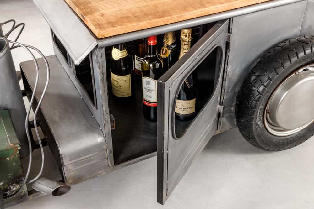 Oldtimer Couchtisch HOT ROD 160cm Stahl Mangoholz mit Stauraum Flaschenhalter massiv