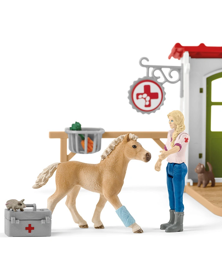 schleich® 42502 Farm World – Tierarzt – Praxis mit Haustieren