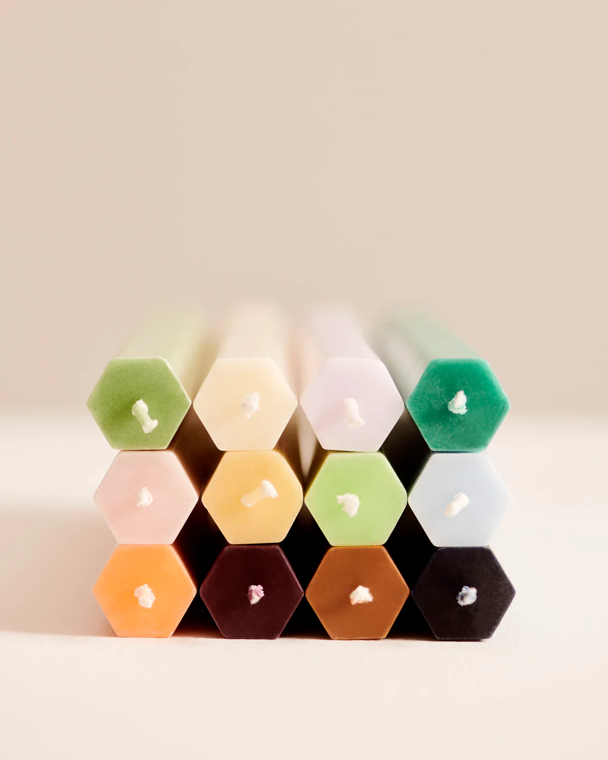 HAY  Hexagon stearinlys - Nougat