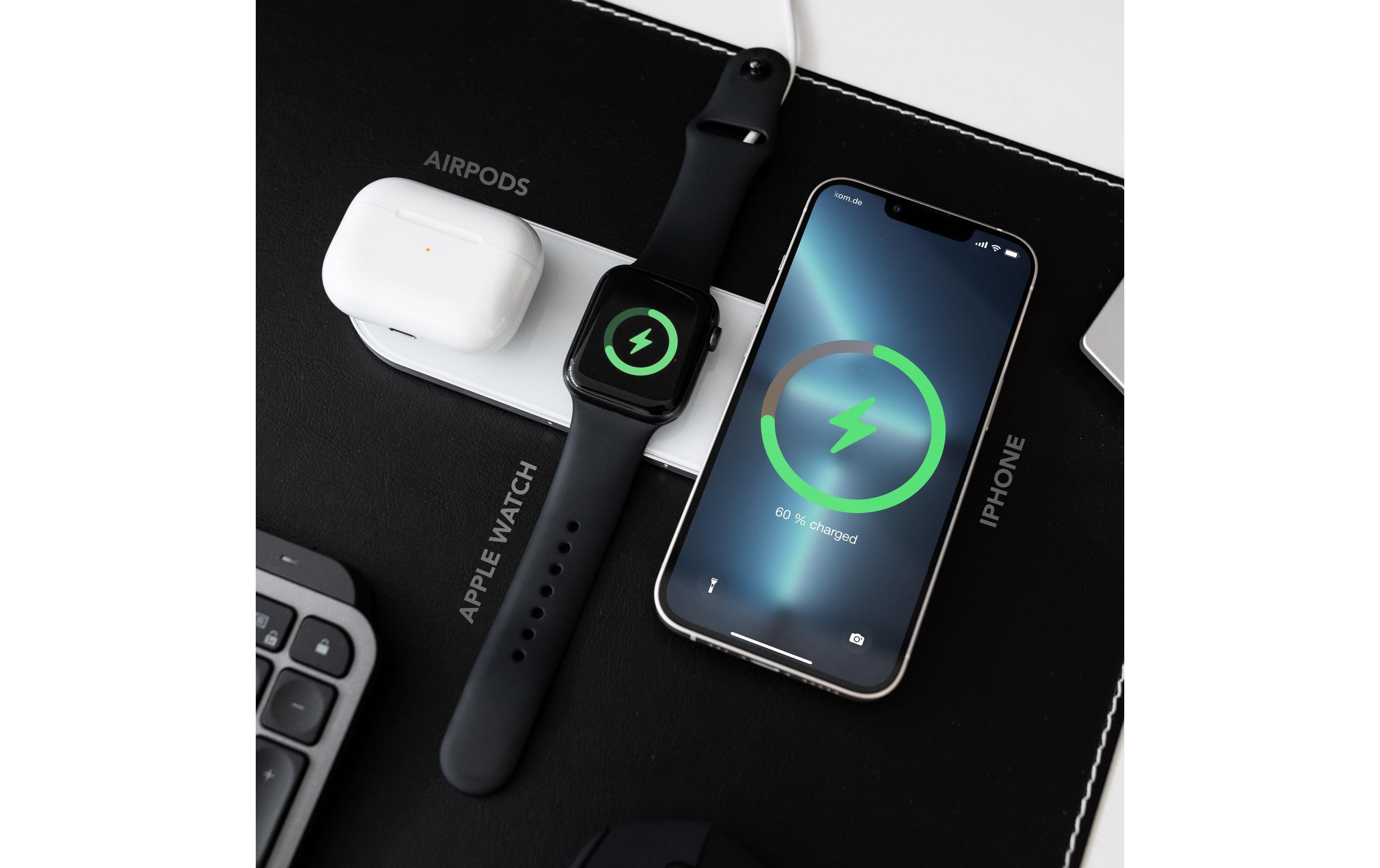 Wireless Charger Aura Home White<br>Kabellose 3in1-Ladestation für Apple Geräte