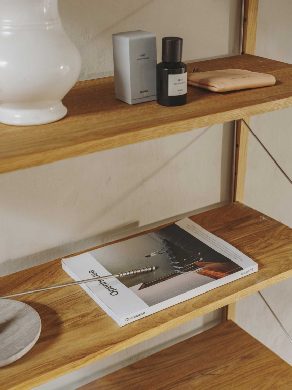 Frama Shelf Library H1148 Single wandkast natural oiled