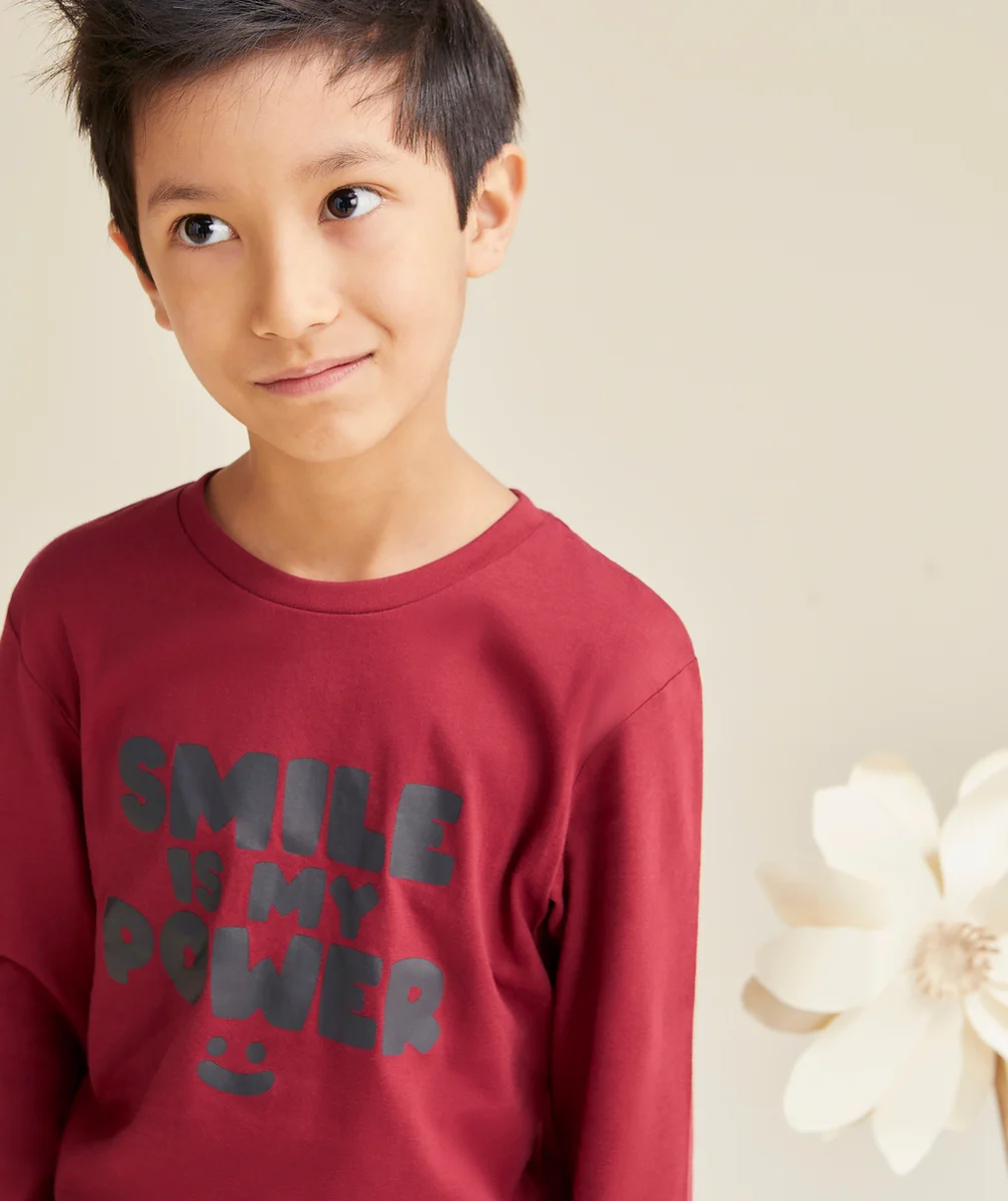 T-SHIRT GARÇON BORDEAUX EN COTON BIO AVEC MESSAGE