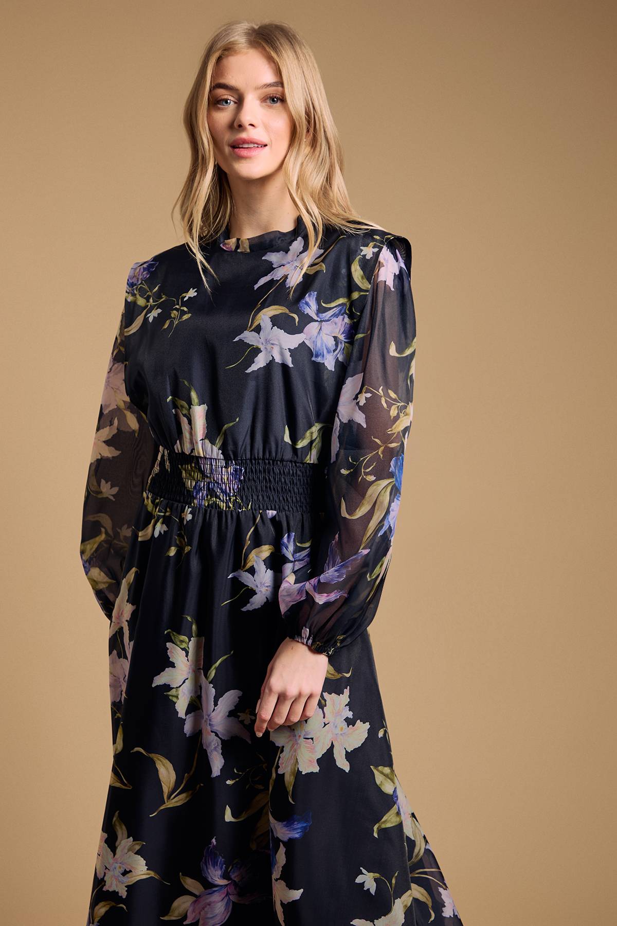 Oasis Robe Mi-Longue en Organza Floral à Taille Froncée