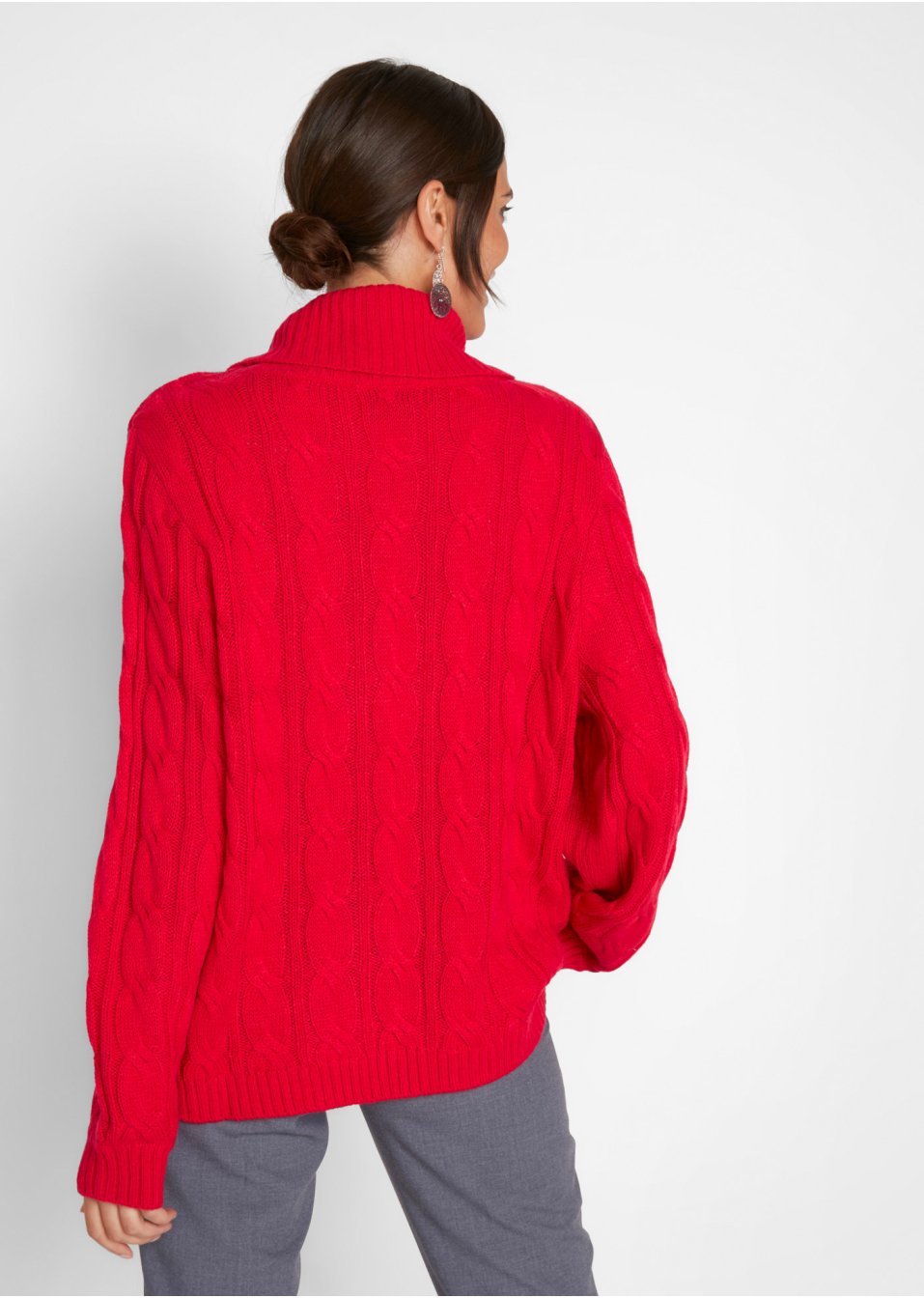 Pull col roulé à motif torsadé