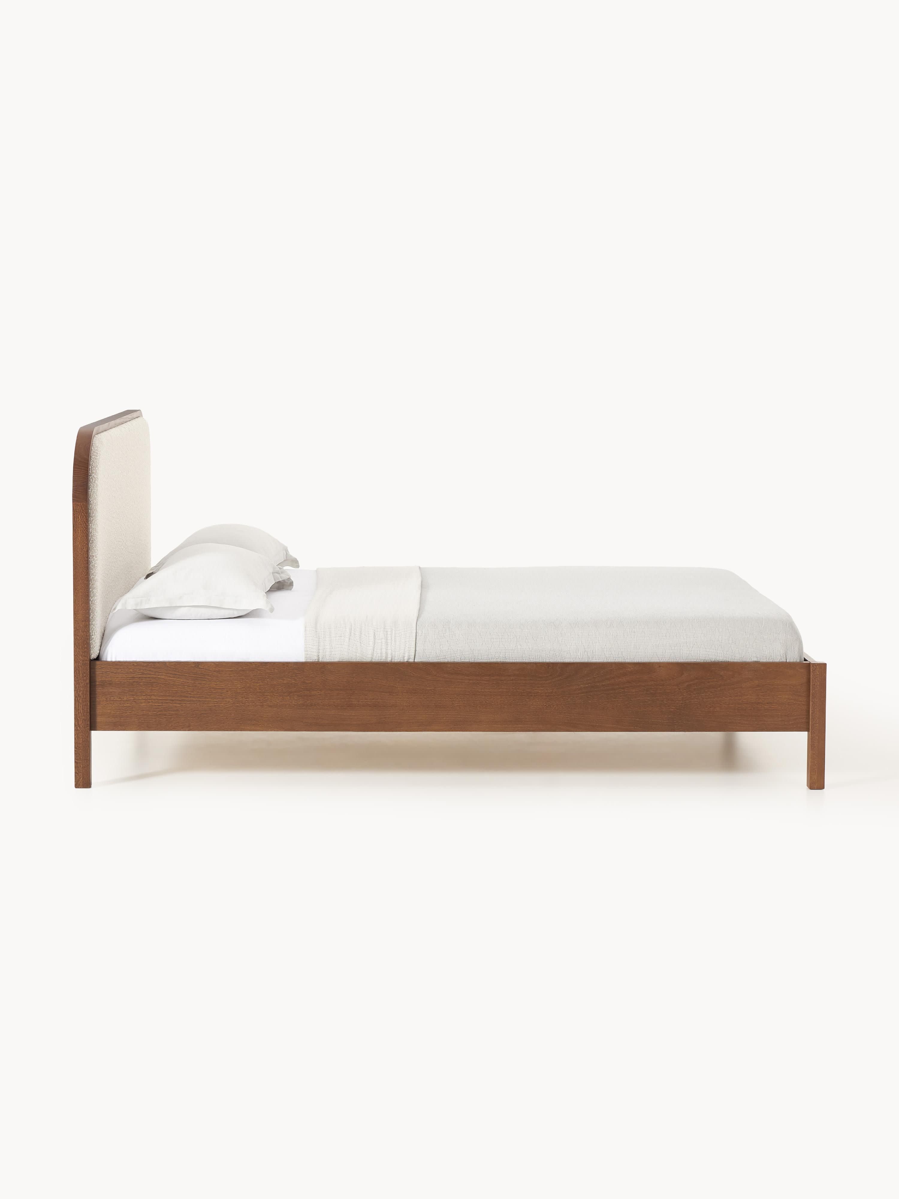 Houten bed Jones met hoofdeinde van bouclé