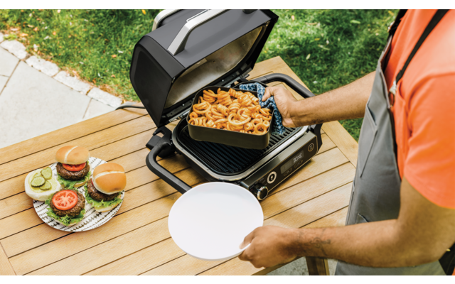 Ninja Woodfire Outdoor Grill & Smoker 220 bis 240 V
