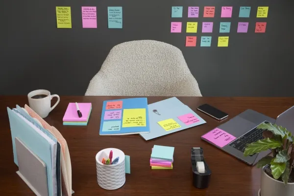 Post-it® Super Sticky Notes inkl. 3 linjerede   6 standard blokke - ass. størrelser med 90 ark pr. blok - (9 blokke)