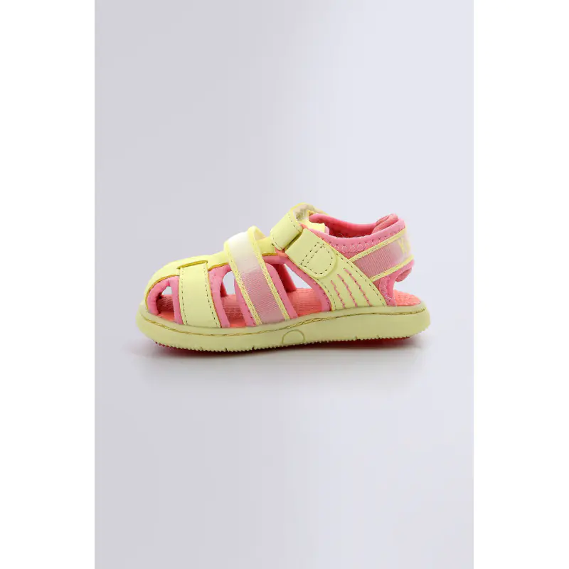 Kickbeachou Jaune SANDALES Synthétique Garçon