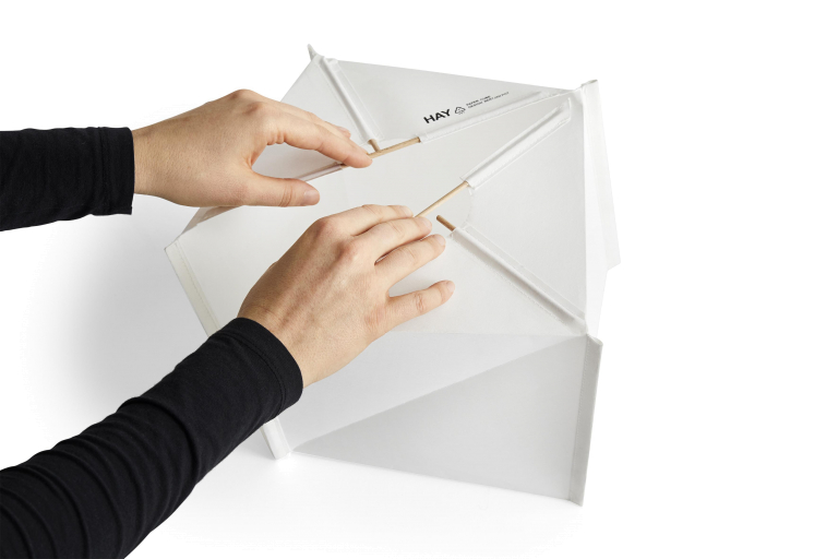 Hay Paper Cube tafellamp white