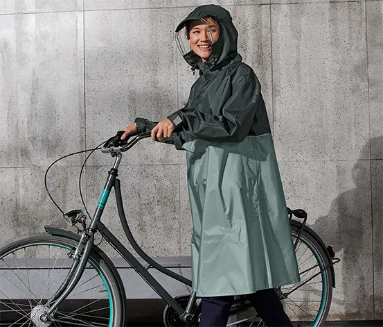 Unisex-Regenponcho mit Ärmeln