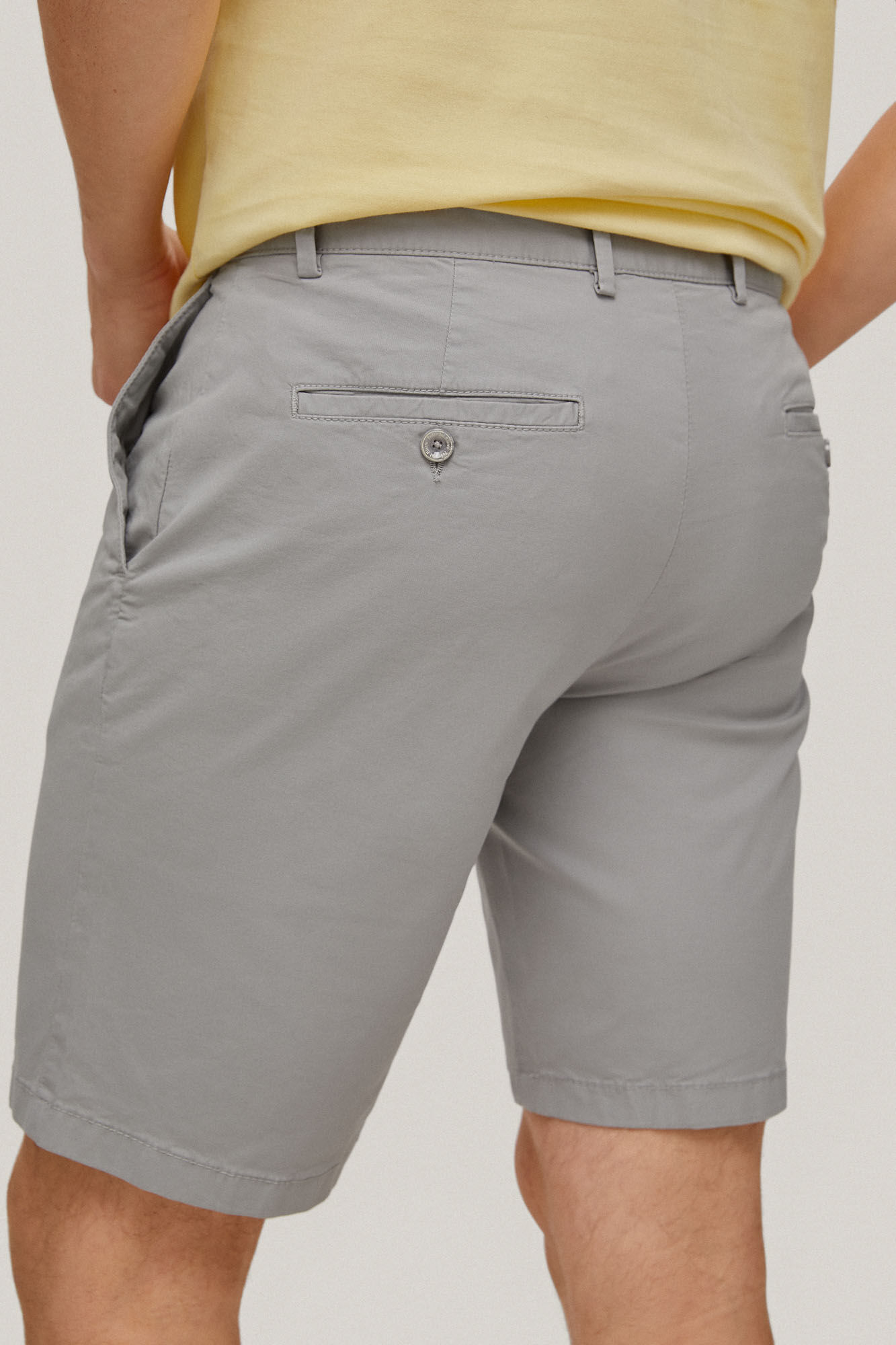 Bermuda Chino Premium Flex - Cinza