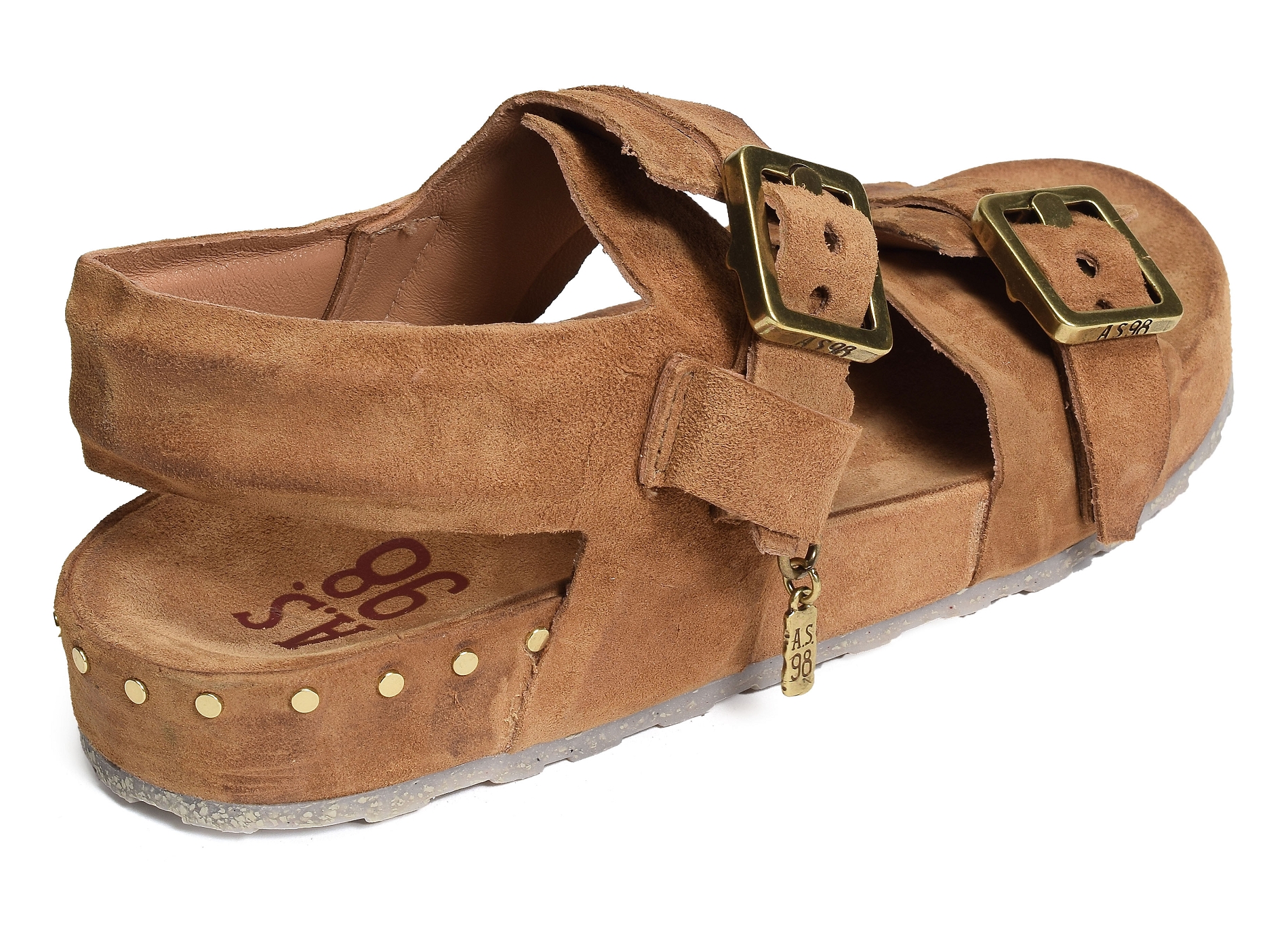 B67004 camel
