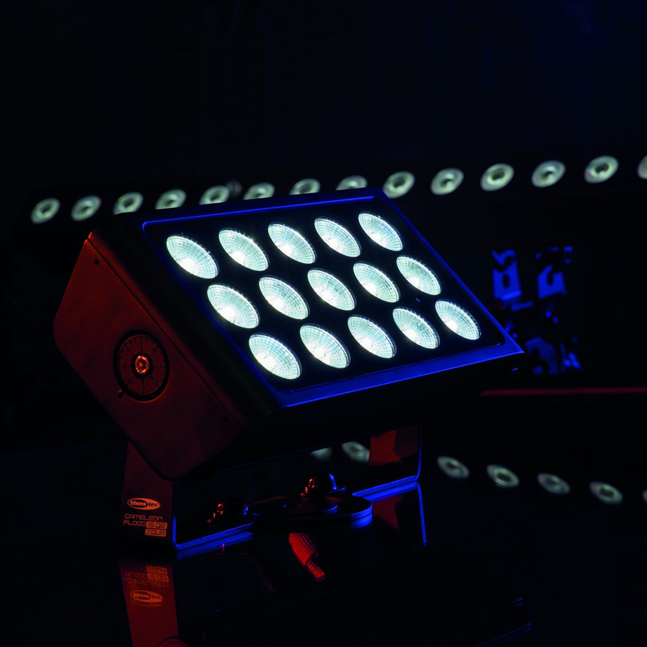 Showtec Cameleon Flood 15 Q6 Tour RGBWA-UV LED floodlight
