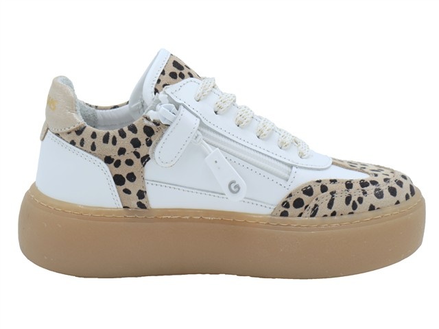 Giga Sneaker