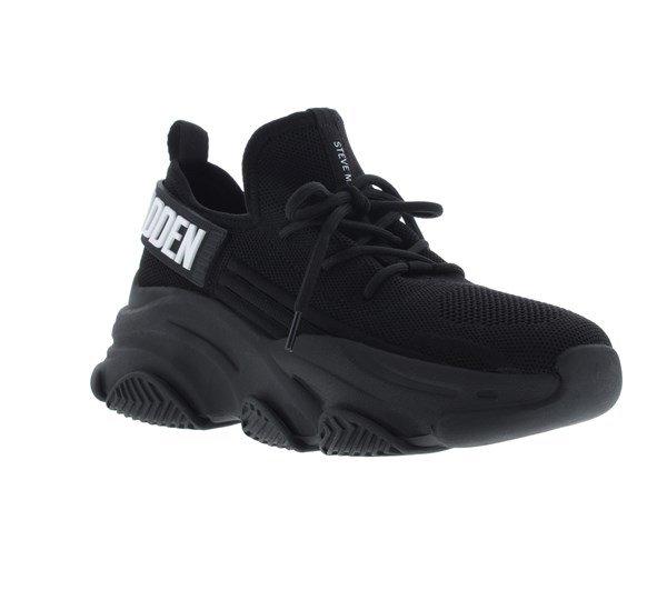 Steve Madden Protege e Sneakers.