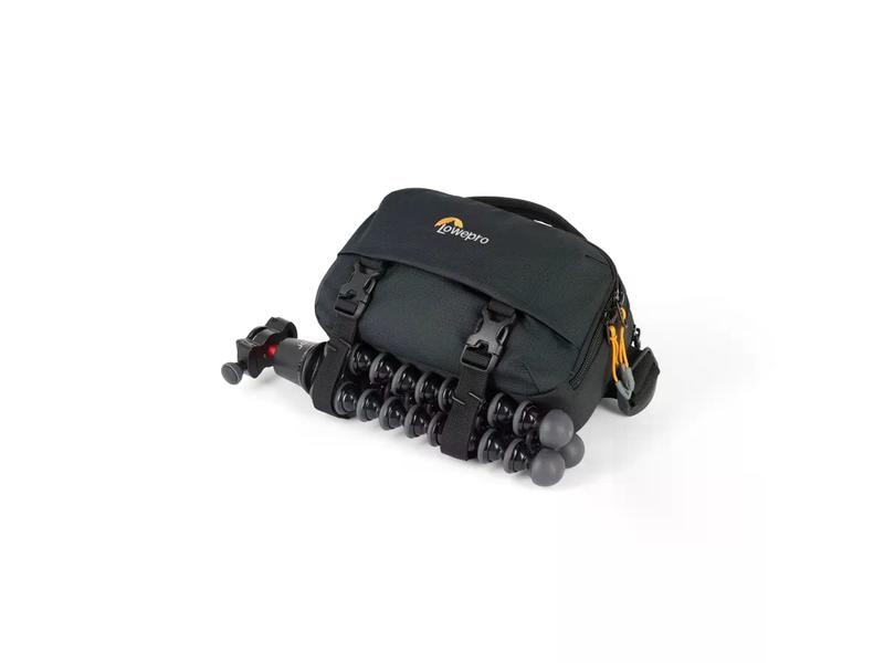 Lowepro Kamera-Tasche Trekker Lite HP 100 Schwarz Fototasche für unterwegs aus recycelten Materialien