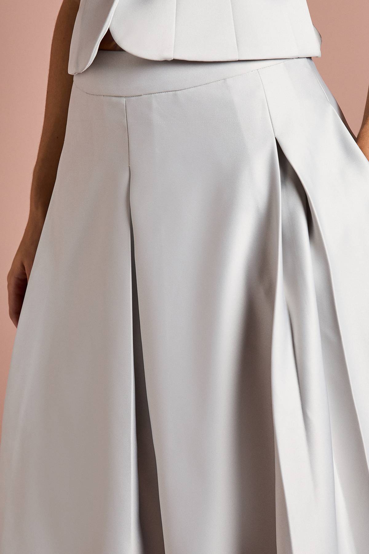 Coast Jupe Midi Évasée en Satin à Plis Devant