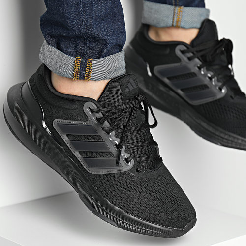Baskets Ultrabounce Wide HP6685 Core Black Carbon