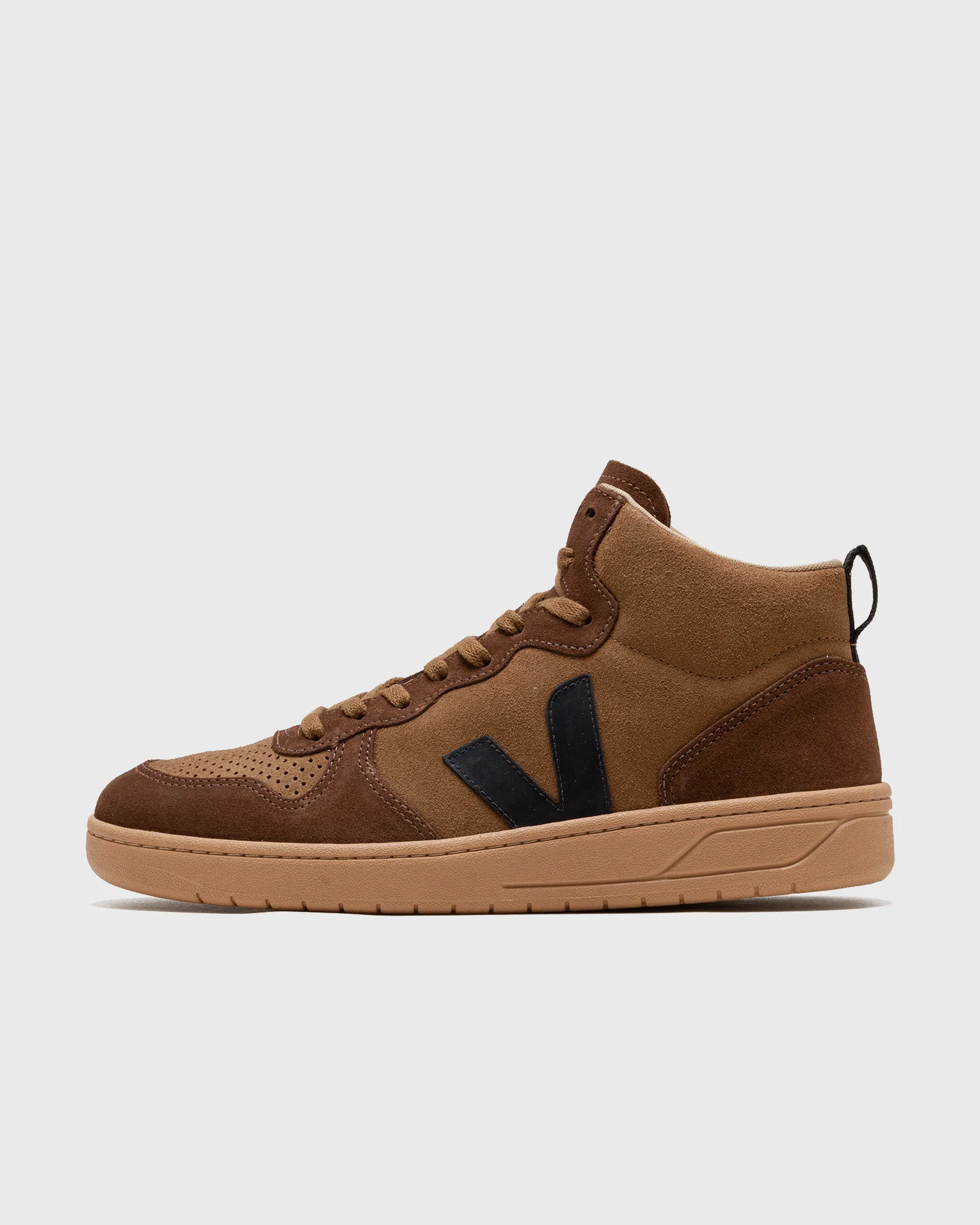 Veja V-15 SUEDE