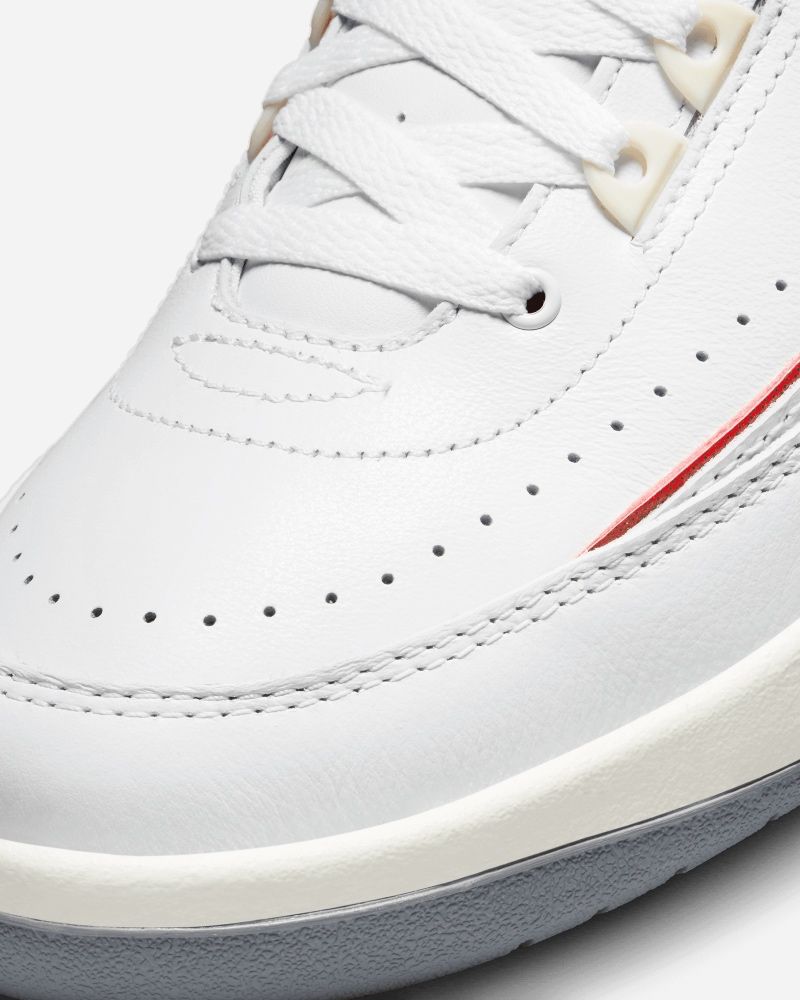 Chaussures Nike Air Jordan 2 Retro Blanc pour homme